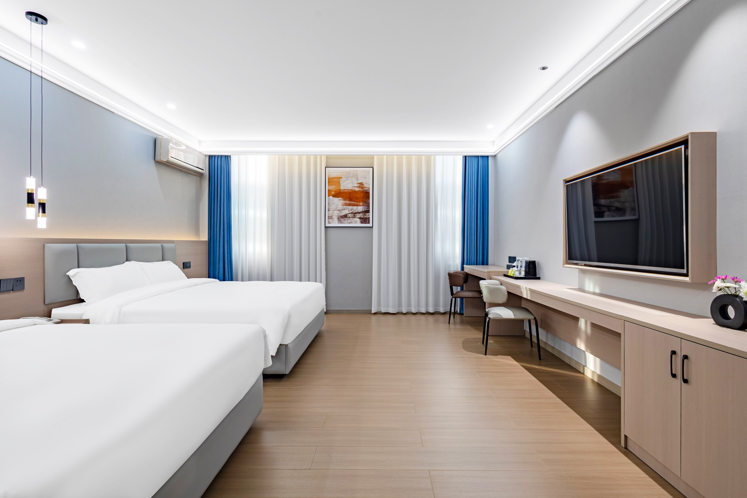 温馨雅致家庭房