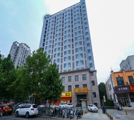 如家旗下-郑州枫杨外国语中学863软件园华驿酒店