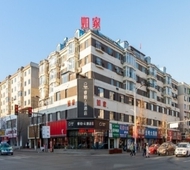 如家旗下-丹东凤城市凤凰山步行街睿柏·云酒店