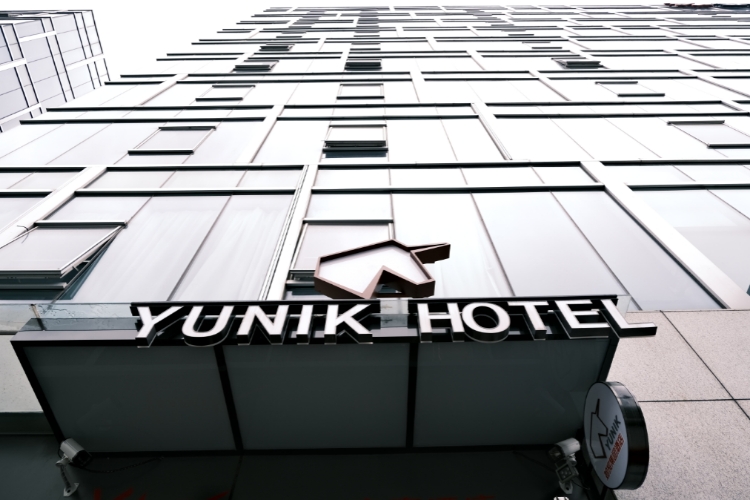 Yunik-上海闵行华师大电竞酒店