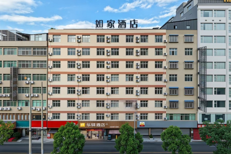 如家旗下-西昌航天大道月亮湖湿地公园华驿酒店