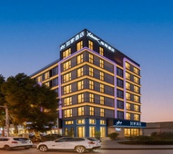 YUNIK-宁波奉化三横工业园区电竞酒店