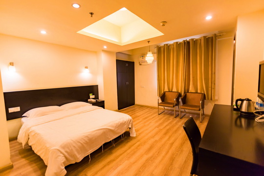 首页 南昌酒店 东湖区酒店预订 莫泰-南昌滕王阁万寿宫地铁站店预订