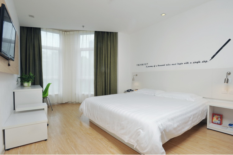 莫泰廊坊高铁站新朝阳购物中心店